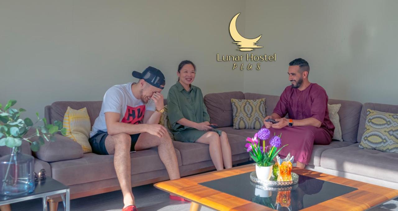 Lunar Hostel Plus Dubai Dış mekan fotoğraf