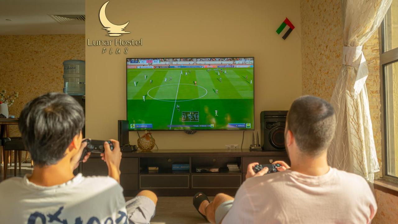 Lunar Hostel Plus Dubai Dış mekan fotoğraf