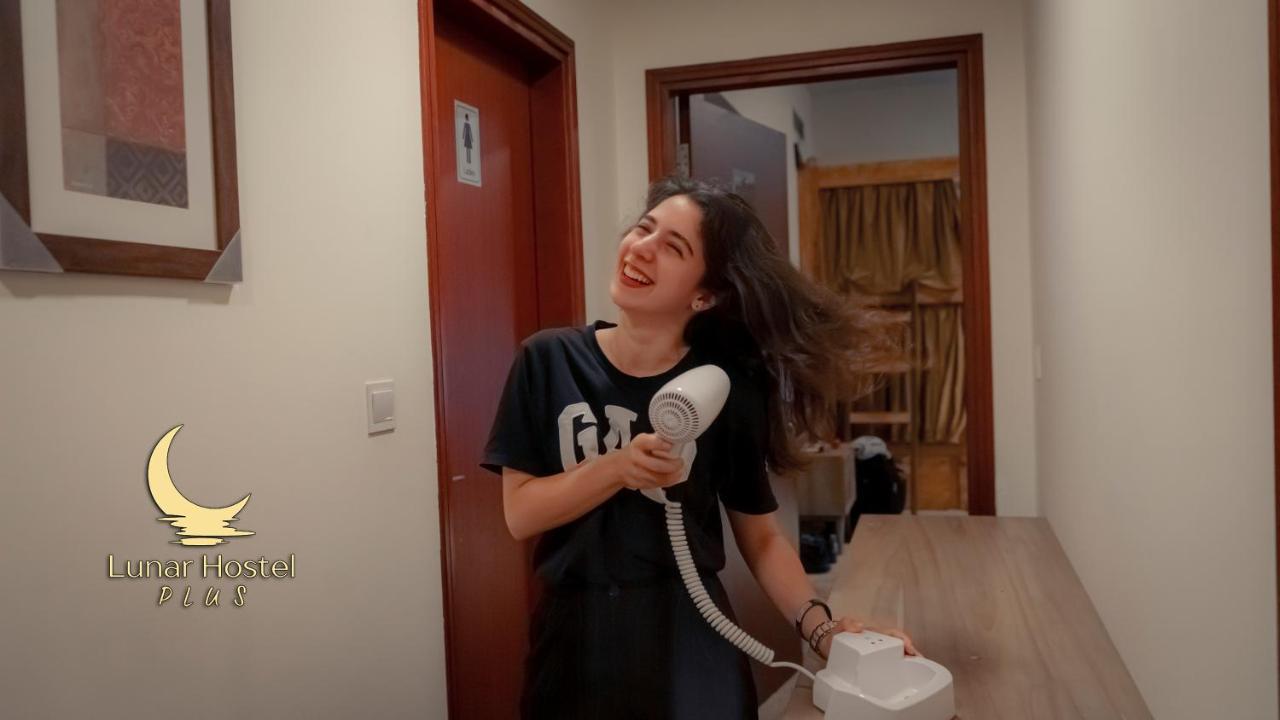 Lunar Hostel Plus Dubai Dış mekan fotoğraf