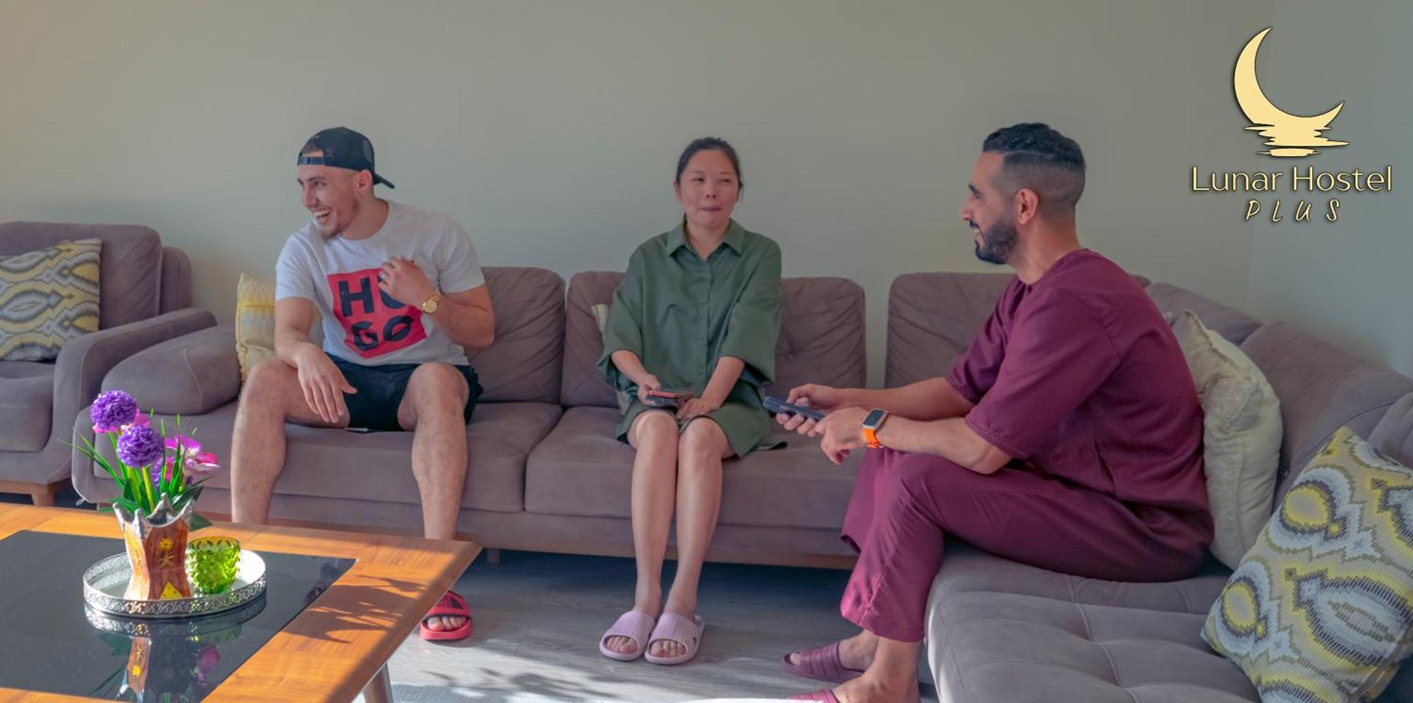 Lunar Hostel Plus Dubai Dış mekan fotoğraf